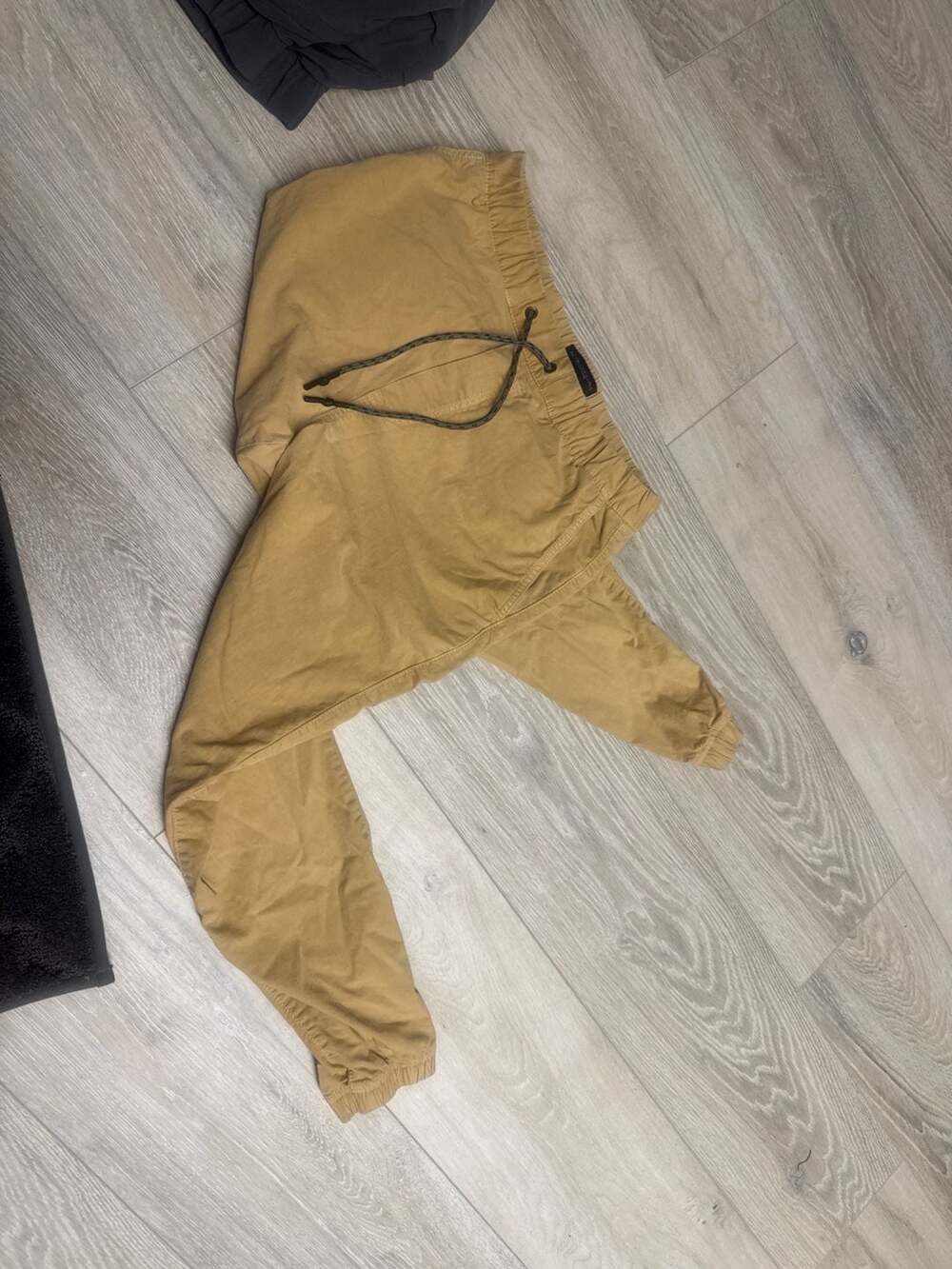 American Eagle Extreme Flex Jogger Pants Tan Size XS